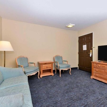 Quality Inn & Suites Shawano Екстер'єр фото